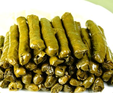 Zeytinyağlı Yaprak Sarma Tarifi Detaylı Anlatım